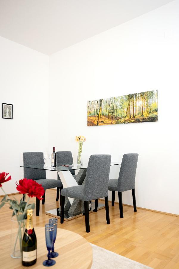 Premium 80 M2 Apartment - Free Parking Wien Eksteriør bilde