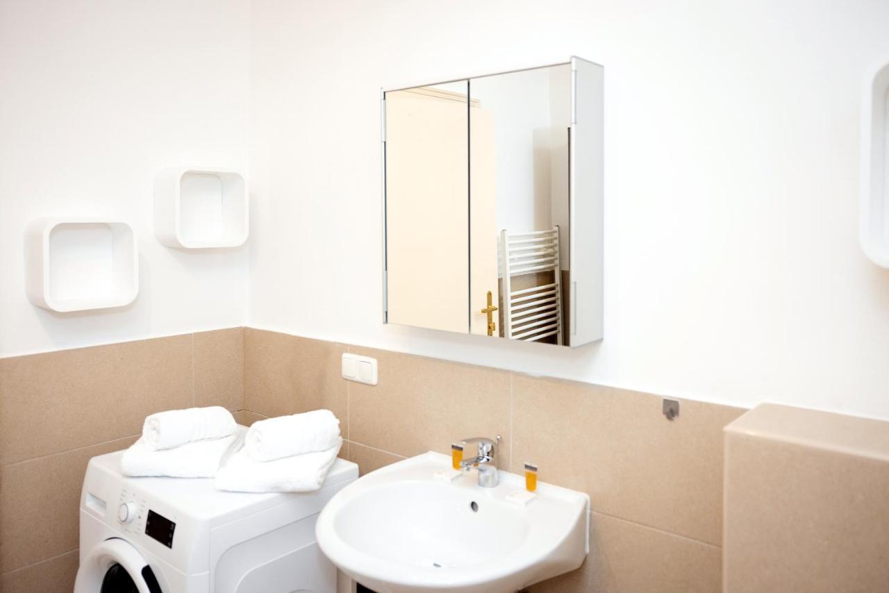 Premium 80 M2 Apartment - Free Parking Wien Eksteriør bilde