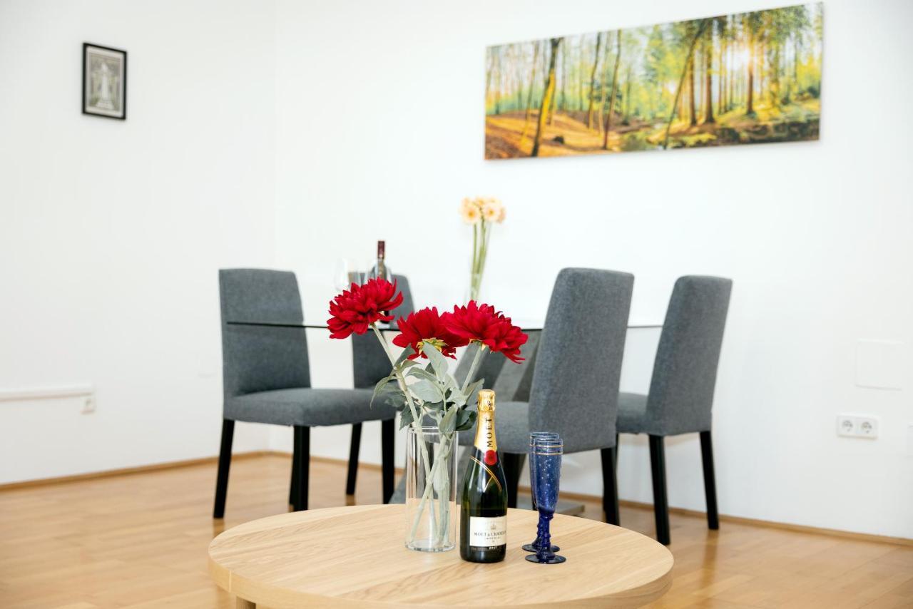 Premium 80 M2 Apartment - Free Parking Wien Eksteriør bilde